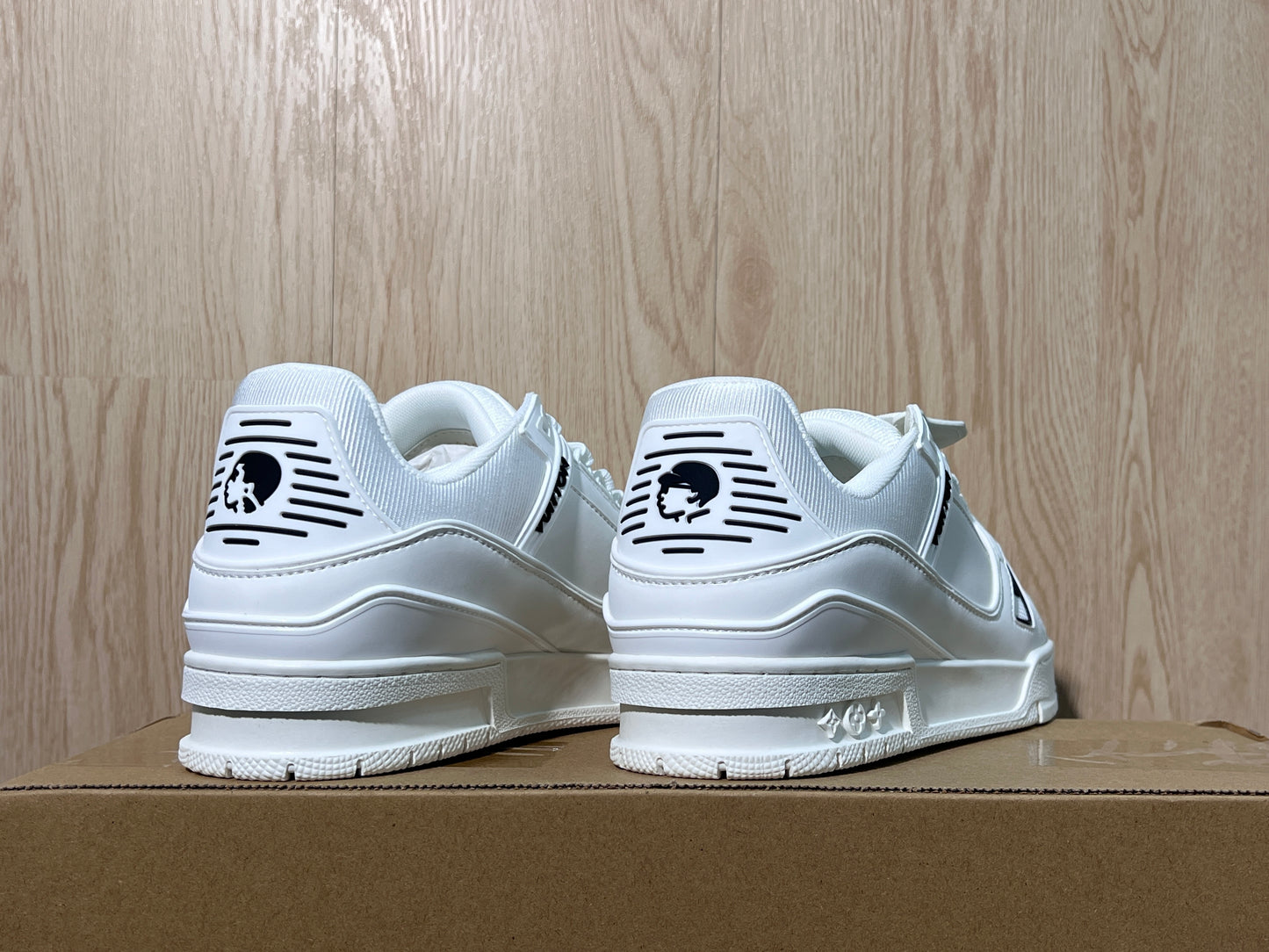 LV TRAINER SNEAKERS
